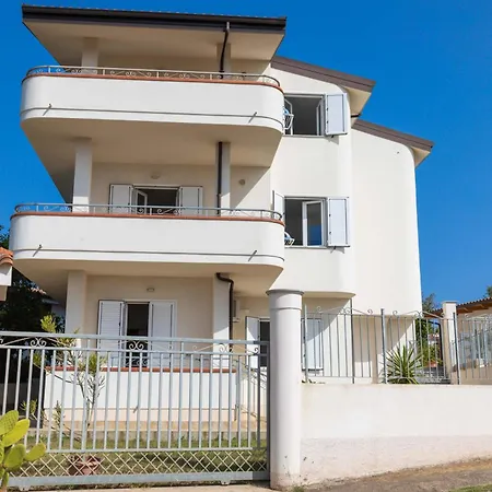 Torre Apartment