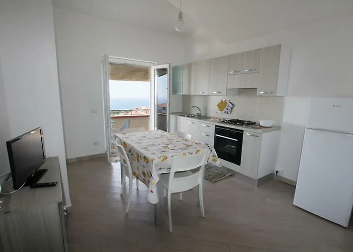 Torre דירה קאפו ואטיצ'אנו